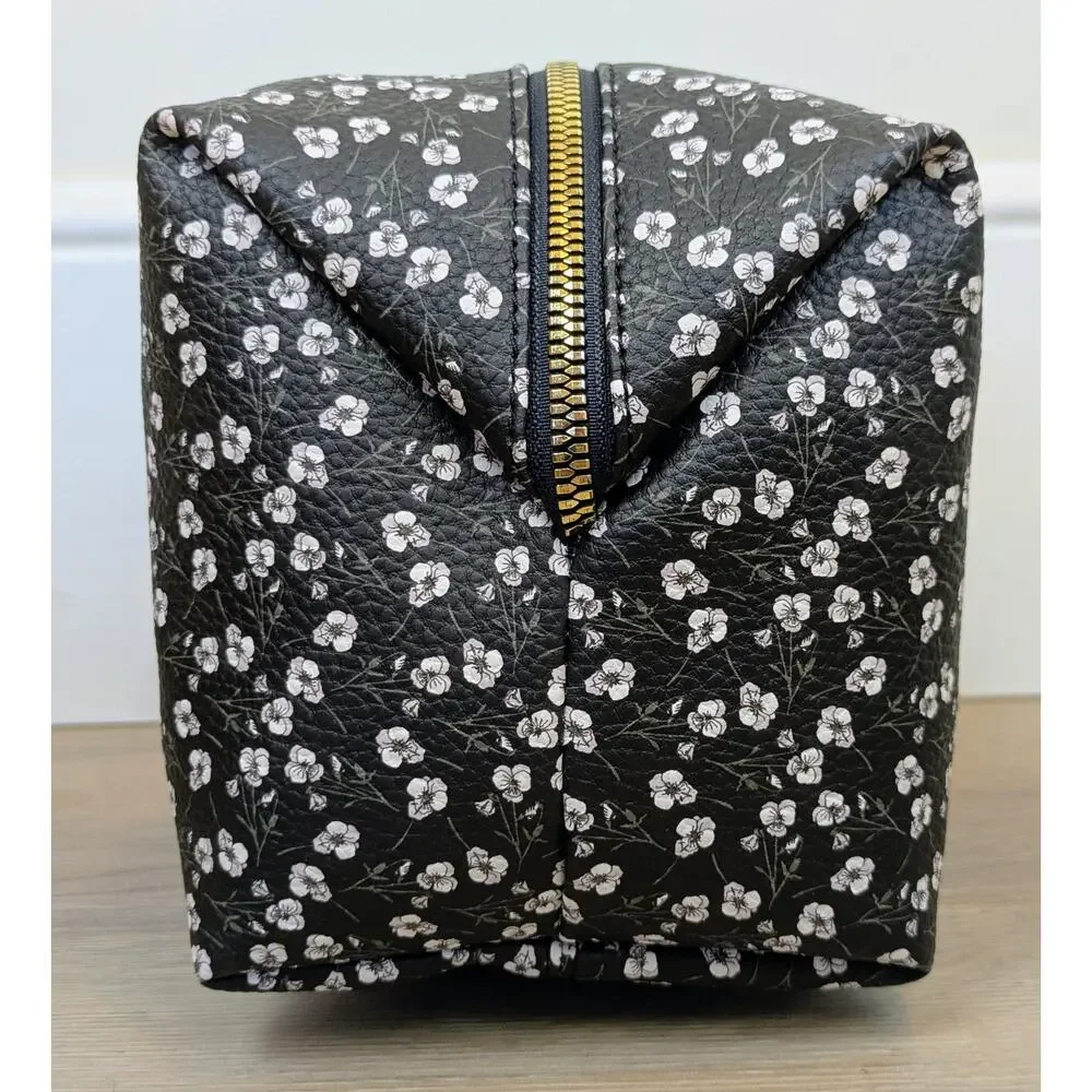 Steve Madden Large Cosmetic Bag Black White Mini Floral Coated Quilted Lined NEW